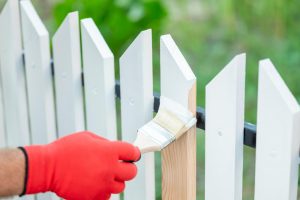 Top Benefits of Choosing Fence Painting Services in Melbourne for Your Home